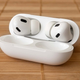 Imagen para el artículo titulado Descubren que los AirPods Pro pueden funcionar como unos audífonos profesionales